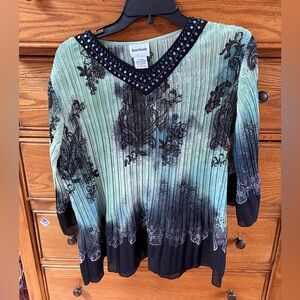 BON WORTH | Women’s Floral Tie Dye Blouse